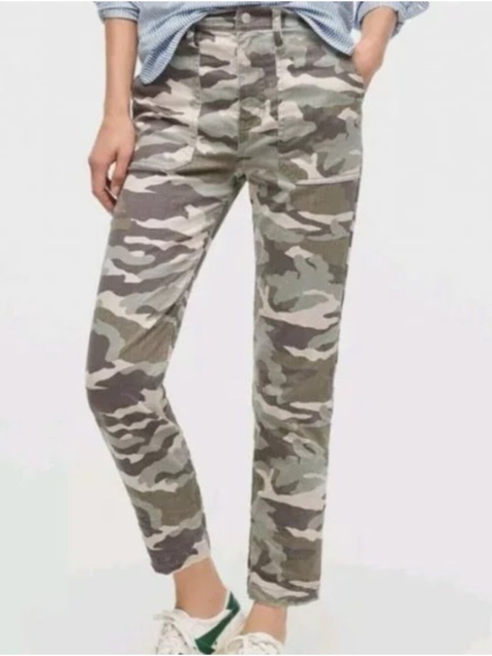 J Crew Straight-leg crop pant in camo soft sateen size 30